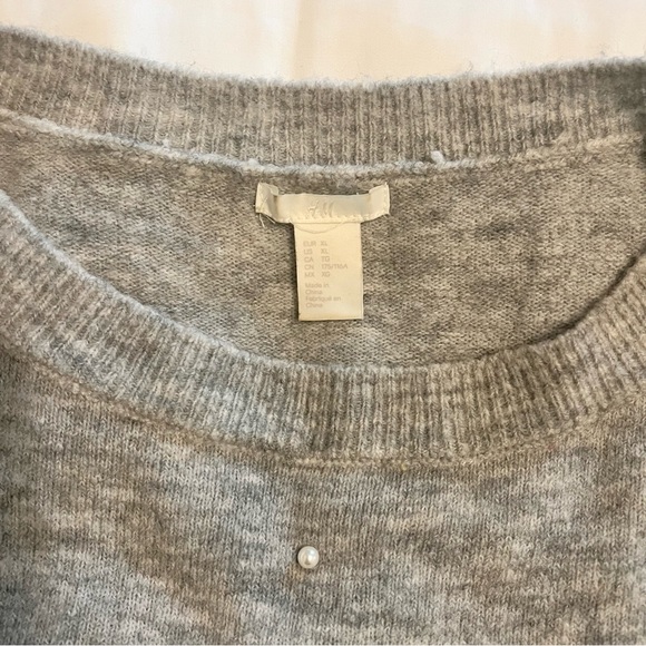 H&M Gray Beaded Pearl Wool Sweater. Size XL. - Picture 3 of 4